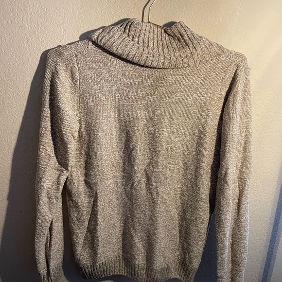 Faded glory large 12/14 turtleneck casual sweater - Picture 4 of 4